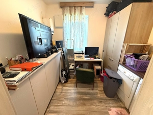 Teljesen energiafüggetlen családi ház 8500 m -es kerttel Oroson - kép 3