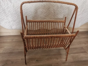 Rattan újságtartó