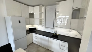 Nyíregyházán a Damjanich lakóparkban 67 nm-es penthouse lakás 40 nm-es terasszal eladó! - kép 7