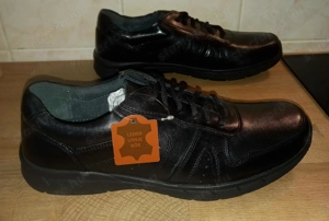 43-as sportosan elegáns Claudio Conti bőr cipő eladó