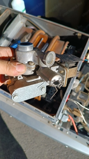 Junkers AME 23 alkatrészek eladó! Gázszelep váltószelep  - kép 8