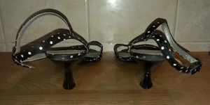 41-es fekete-fehér pöttyös szandál olcsón eladó - kép 5