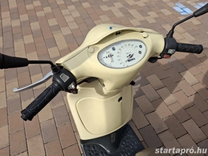 Aprilia Scarabeo 50 Megkímélt  - kép 4