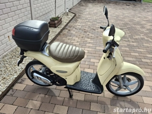Aprilia Scarabeo 50 Megkímélt  - kép 11