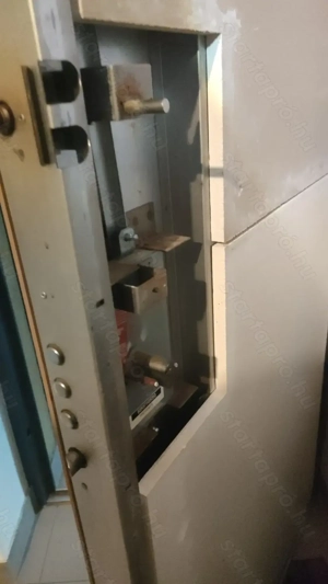 Zárnyitás, zárcsere,  - kép 5