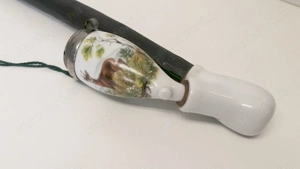 Vadas jelenetes Porcelánpipa fém fedéllel, zsinórral. Tökéletes állapotban - kép 2