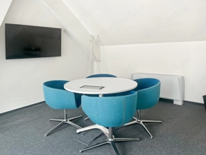 Privát irodahelyiség 4 fő számára