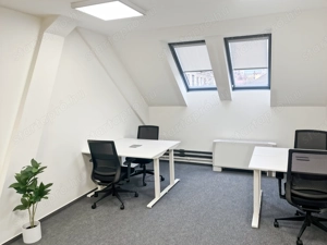 Privát irodahelyiség 5 fő számára