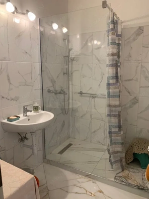 Háromszobás erkélyes lakás a Rózsa Károly utcában. - kép 7