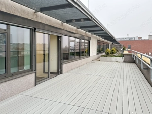 Fedezze fel az Ön igényei szerinti munkavégzési lehetőségeket Regus Köki Terminal Offices