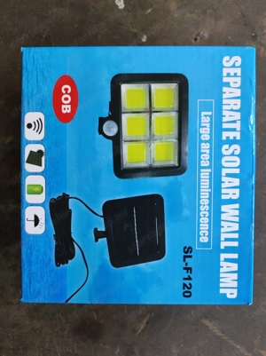 Napelemes mozgásérzékelős led lámpa eladó!!