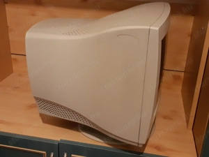 LG CB775BN Studioworks retro CRT monitor 17" működő - kép 3