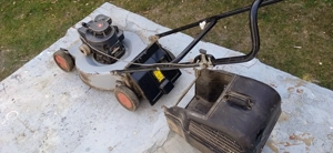 Benzines fűnyirógép 17000 Ft - kép 5