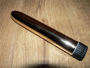 Aranyszínű fémes csillogású rúdvibrátor - You2ToysGold - kép 5