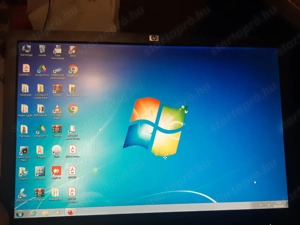 HP LE1901W LCD monitor 19" jól működő - kép 2