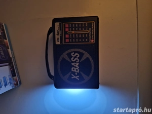 Teljesen új zseblámpás rádió  - kép 2