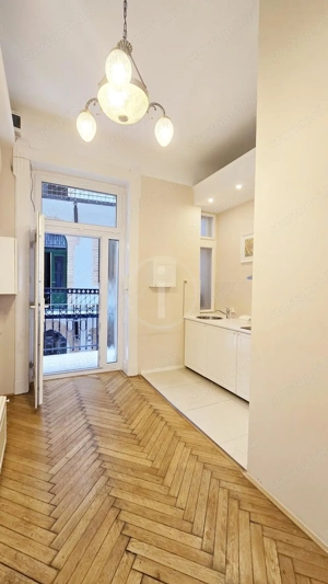 Duna partnál, azonnal költözhető erkélyes iroda kiadó! - kép 6