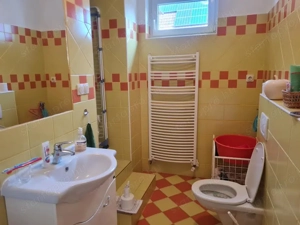 Csillaghegy Duna felőli oldalán 5 szobás családi ház eladó! - kép 10