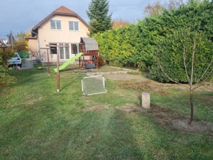 Csillaghegy Duna felőli oldalán 5 szobás családi ház eladó! - kép 14