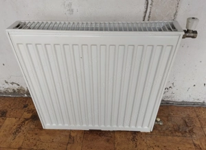 Lemez radiátor 60 cm hosszú 55-ös bekötési magasság