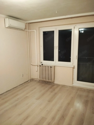 Csanádi Imre téren 3 emeleten felújított szép állapotú lakás - kép 4