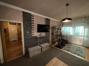 Tiszaújvárosban 3 szobás, dupla erkélyes, 85nm-es lakás eladó! 