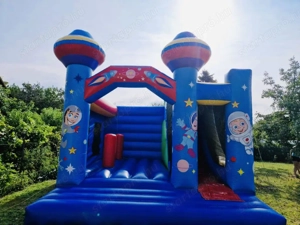 Eladó Ufós Csúszdás Ugráló - kép 2