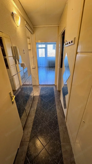 Azonnal költözhető, klímás, erkélyes belvárosi lakás eladó! - kép 10