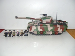 Lego 2. Világháborús német álcázott Panther Párduc Tank 16x37x16cm 2140db + 6 katona ÚJ - kép 8