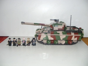 Lego 2. Világháborús német álcázott Panther Párduc Tank 16x37x16cm 2140db + 6 katona ÚJ - kép 3