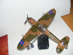 Lego 2. Világháborús Brit Angol Spitfire Vadászgép Vadász repülő 690db ÚJ