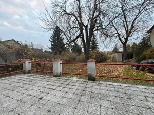 Balassagyarmat belvárosában polgári lakóház nagy telekkel eladó! - kép 2