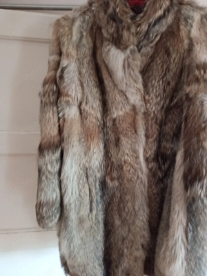 Gyönyörű farkas bunda eladó