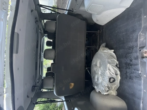 Kisbusz bérlés, 9 személyes kisbusz bérlés, kisbusz bérlés sofőrrel - kép 4