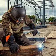 Lakatos,hegesztő állás