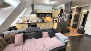 Ér utcán 61 nm-es 2 szoba-amerikai konyha-nappalis erkélyes fiatal tégla építésű lakás eladó. - kép 2