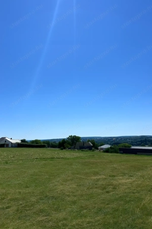 Eladó panorámás építési telek Cserszegtomajon, 3000 m  közel a Balatonhoz, közel a természethez!