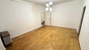 Belvárosban 51 nm-es, 2 szobás, 2. emeleti, erkélyes, tégla építésű, azonnal költözhető lakás eladó! - kép 5