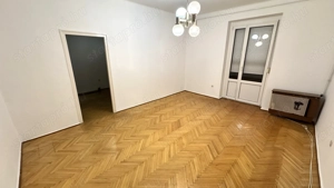 Belvárosban 51 nm-es, 2 szobás, 2. emeleti, erkélyes, tégla építésű, azonnal költözhető lakás eladó! - kép 7