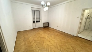 Belvárosban 51 nm-es, 2 szobás, 2. emeleti, erkélyes, tégla építésű, azonnal költözhető lakás eladó! - kép 6