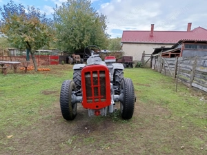 Eladó Ue28-as kistraktor  - kép 2