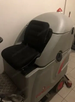 Comac Flexy 75 BT üléses ipari takarítógép eladó - kép 4