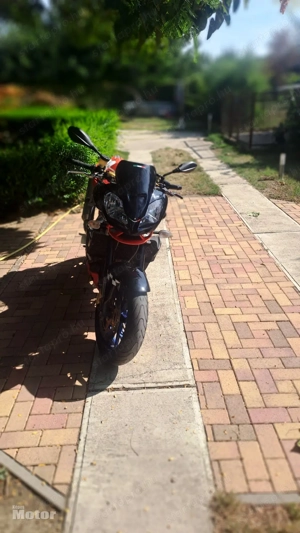 Aprilia Tuono 1000  - kép 2