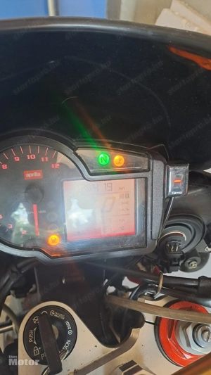 Aprilia Tuono 1000  - kép 4