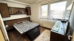 Nyíregyháza Őrőkősfőldön 112 nm-es 3+1 szoba-nappalis 2004-ben téglából épült sorház eladó - kép 8