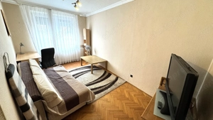 Belvárosban 1. emeleti 82 nm-es 3 szoba-nappalis fiatal tégla építésű gázfűtéses lakás eladó! - kép 7