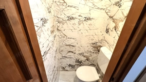 Belvárosban 1. emeleti 82 nm-es 3 szoba-nappalis fiatal tégla építésű gázfűtéses lakás eladó! - kép 13