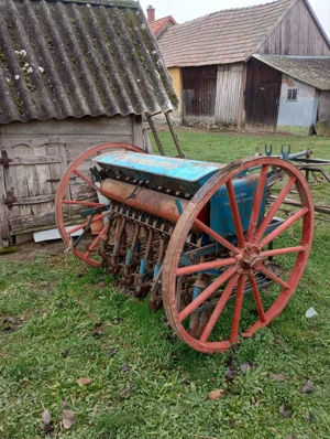 Vontató vetögép - kép 5