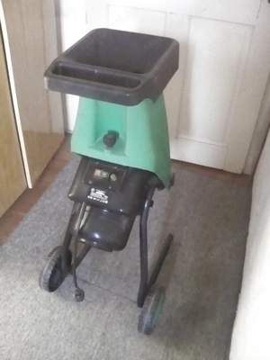 Ágdaráló,szecskázó eladó.STRAUS,2400W.