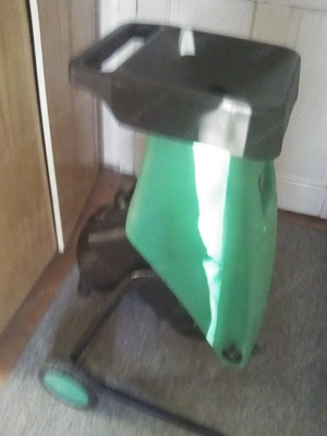 Ágdaráló,szecskázó eladó.STRAUS,2400W. - kép 5